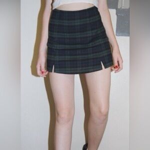 Brandy Melville Cara Mini Skirt, Navy/Dark Green Plaid, EUC
